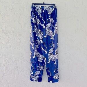 Boohoo pants in blue with tiger print